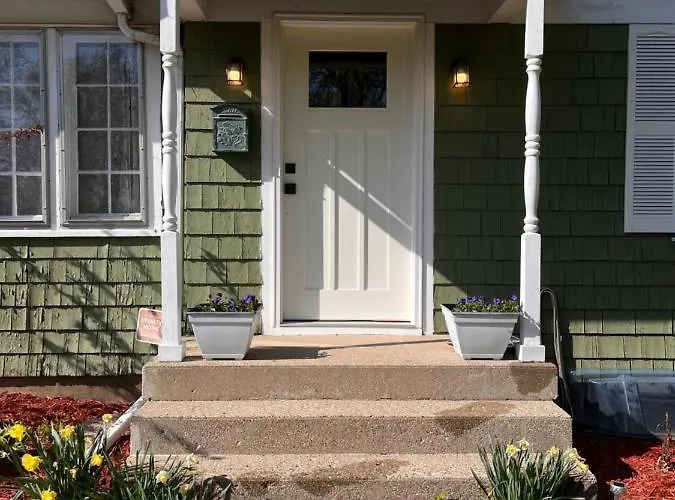 Cozy Cape Cod