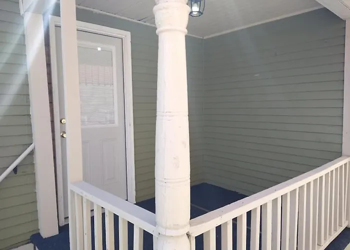 Luxury Listing - 92 Walkable Score Downtown Kzoo