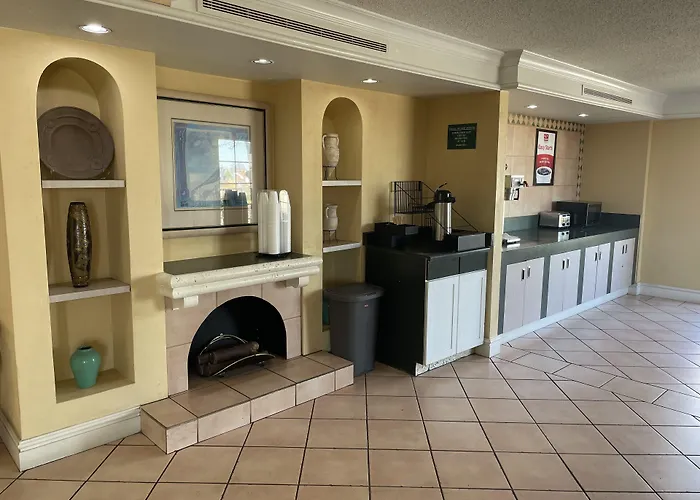 Econo Lodge Kalamazoo Near Wings Stadium